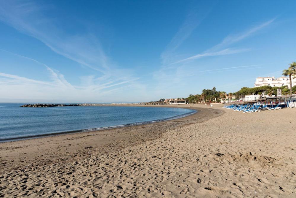 Playas Del Duque, Puerto Banus, Golf .Playa Y Compras Lägenhet Marbella Exteriör bild