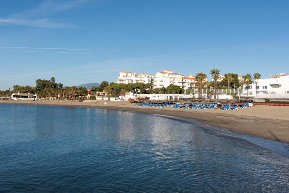 Playas Del Duque, Puerto Banus, Golf .Playa Y Compras Lägenhet Marbella Exteriör bild